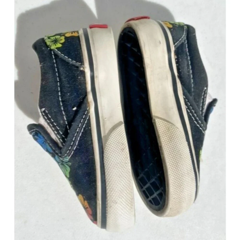 VANS Classic Baby Toddler Aloha Rainbow Colors Classic Skate Walker Slip-on Sz 4